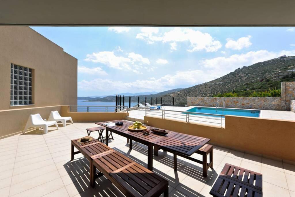 Wonderful Eco Friendly Villa Augustine Ampelo Екстериор снимка